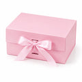 Scatola regalo 30 x 22 x 12 cm in cartone rosa con nastro tessile - chiusura decorativa
